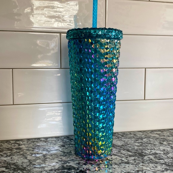 New! Textured Mermaid tumbler - Picture 4 of 6